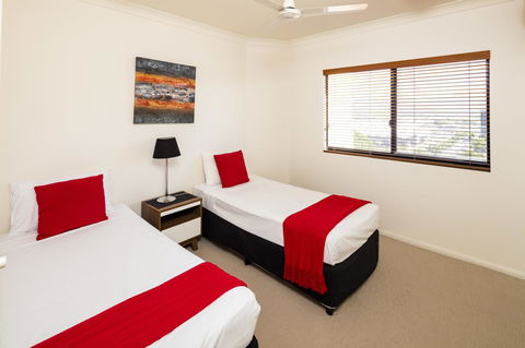 Jack And Newell Holiday Apartments - Kingaroy Accommodation 21