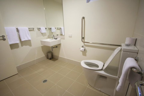 Domain Serviced Apartments - Kingaroy Accommodation 14