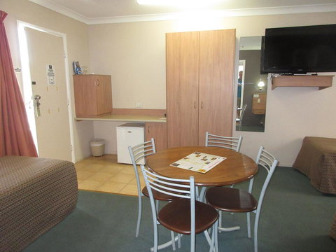 Riviera On Ruthven - Kingaroy Accommodation 12