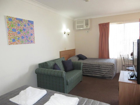 Riviera On Ruthven - Kingaroy Accommodation 3
