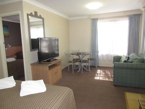 Riviera On Ruthven - Kingaroy Accommodation 16