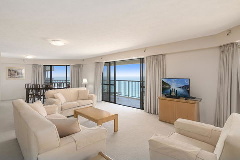 Burleigh Esplanade Apartments - Kingaroy Accommodation 16