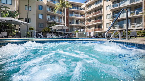 Swell Resort Burleigh Heads - Kingaroy Accommodation 12