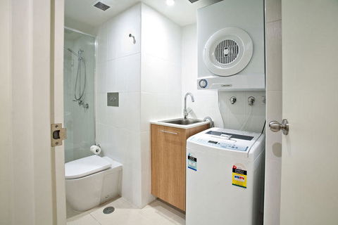 Lanai Riverside Apartments - Kingaroy Accommodation 6