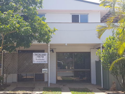 Highland House - Kingaroy Accommodation 0