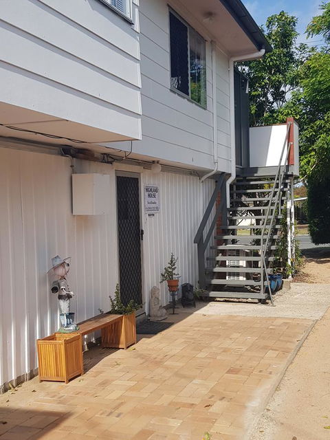 Highland House - Kingaroy Accommodation 7