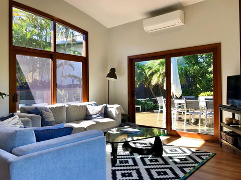 Villa 1 - 3 Parkedge Road - Kingaroy Accommodation 5