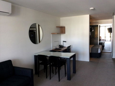 Morgan Suites - Kingaroy Accommodation 8