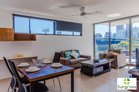 Fleet Lane Apartments - Kingaroy Accommodation 15