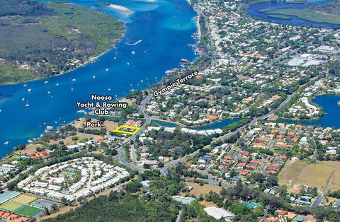 Regency Waterfront Noosa - Kingaroy Accommodation 16