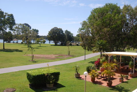 Regency Waterfront Noosa - Kingaroy Accommodation 14