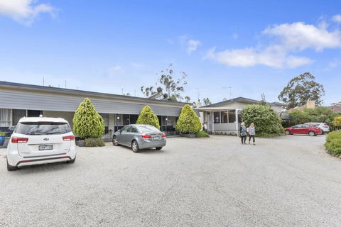 Wattle Grove Motel Maryborough - Kingaroy Accommodation 2