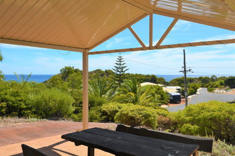 Wave Walk - Kingaroy Accommodation 0
