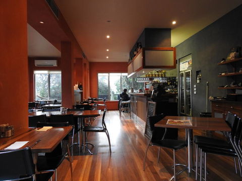 Waves Luxury Suites - Kingaroy Accommodation 1