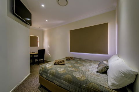 Western Downs Motor Inn - Kingaroy Accommodation 3