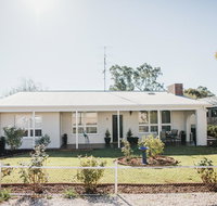 White on Wright Clare - Kingaroy Accommodation
