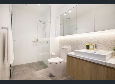 Whitehorse Tower - Kingaroy Accommodation 1
