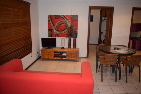 Wildsights Beach Units - Kingaroy Accommodation 0