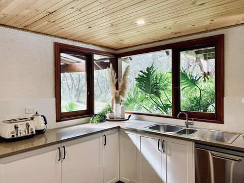 William Bay Cottages - Kingaroy Accommodation 0