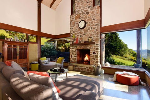 Womberroo - Kangaroo Valley - Kingaroy Accommodation 1