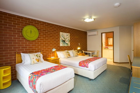 Yackandandah Motor Inn - Kingaroy Accommodation 3