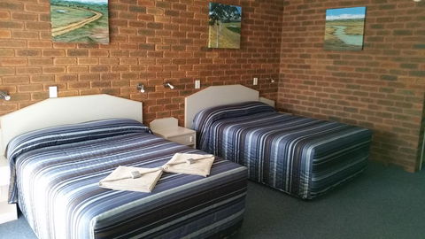 Yambil Inn - Kingaroy Accommodation 2