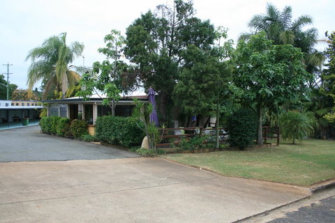 Yarraman Gardens Motel Queensland - Kingaroy Accommodation 3