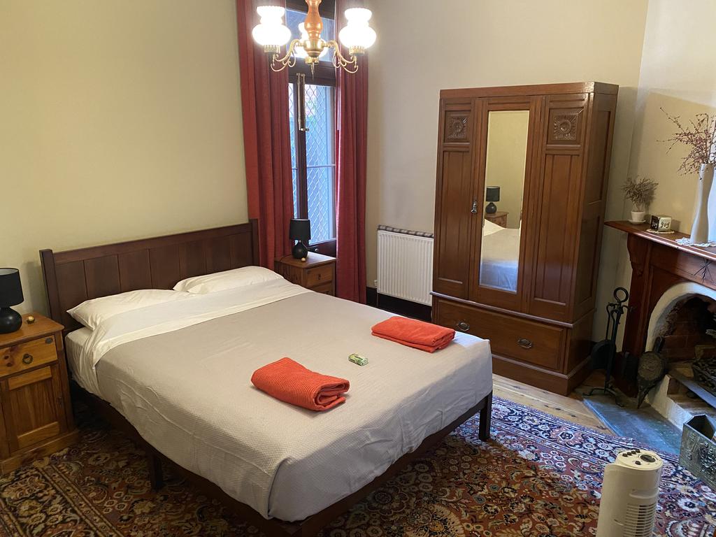Mullion NSW Kingaroy Accommodation