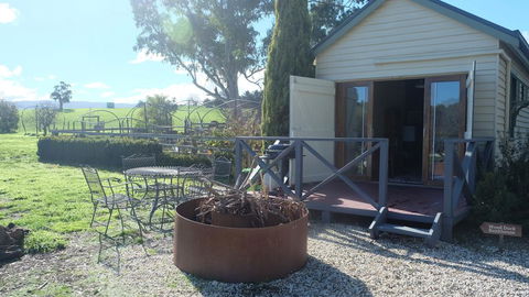 Yea Wood Duck Cabin - Kingaroy Accommodation 1