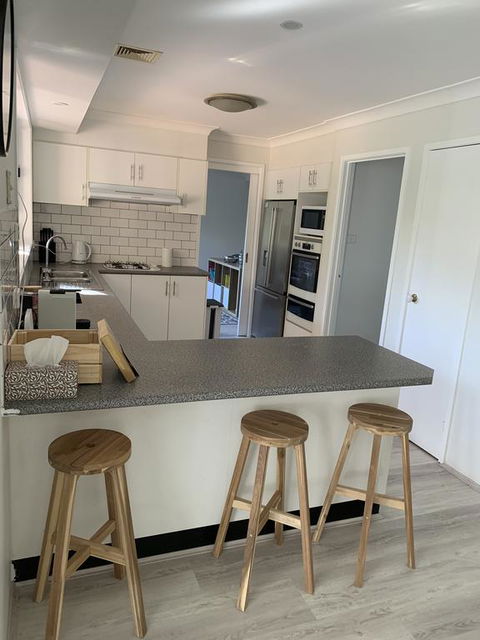 York Cosy Stays - Kingaroy Accommodation 3
