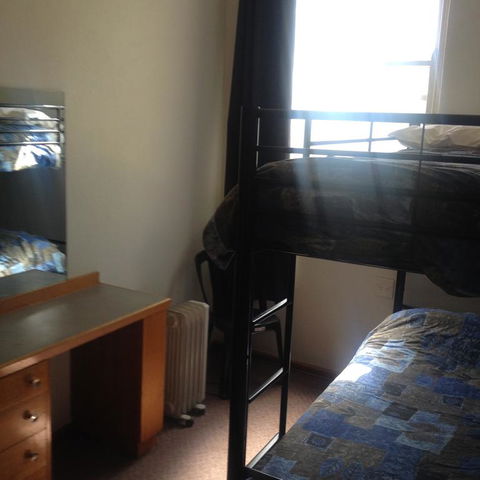 Young Budget Accommodation - Kingaroy Accommodation 3