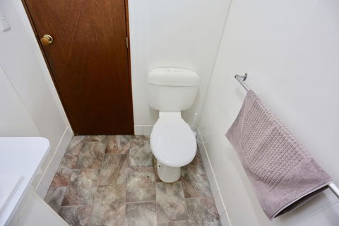 Young Caravan Park - Kingaroy Accommodation 3