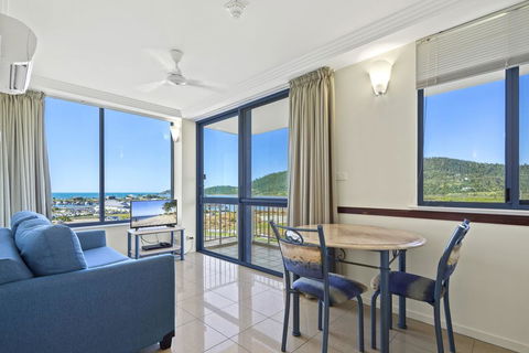 AirliediseNO Hills5min Walk 2 Port Of Airlie/Ferry TerminalWiFiNetflix - Kingaroy Accommodation 0