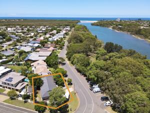 Coongarra Esplanade 41 Lakeshores - Kingaroy Accommodation 3