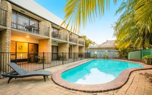 Nightcap At Kawana Waters Hotel - Kingaroy Accommodation 3