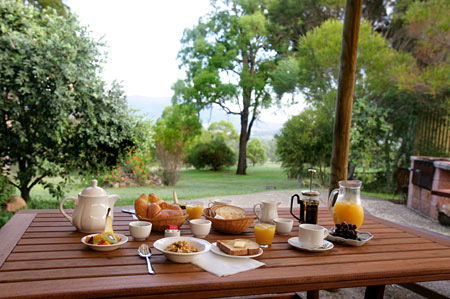 Elfin Hill Vineyard Accommodation - Kingaroy Accommodation 1