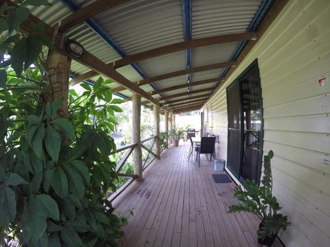 Anchorage Weipa - Kingaroy Accommodation 3