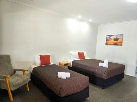 Ascot Lodge Motor Inn - Kingaroy Accommodation 3