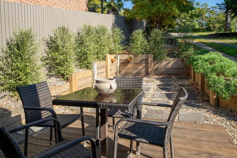 Architecturally Designed Nature Lovers Delight - Kingaroy Accommodation 0