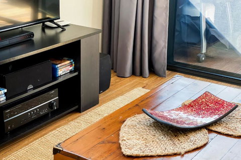 Architecturally Designed Nature Lovers Delight - Kingaroy Accommodation 3