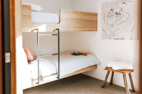 B E R T I E - Central Bicheno - Kingaroy Accommodation 2