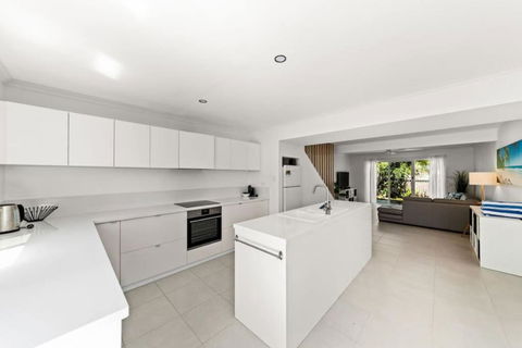 BARBADOS Ultimate Laid-back Holiday - Flat Stroll To River - Kingaroy Accommodation 4