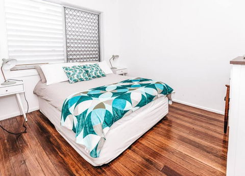 BAY PROPERTIES . Pacific Lodge - Kingaroy Accommodation 1