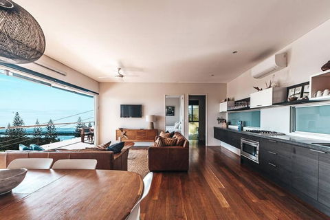 BAY PROPERTIES . The Big Chill - Kingaroy Accommodation 0