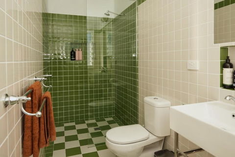 BAY PROPERTIES . The Sailor Shack - Kingaroy Accommodation 4