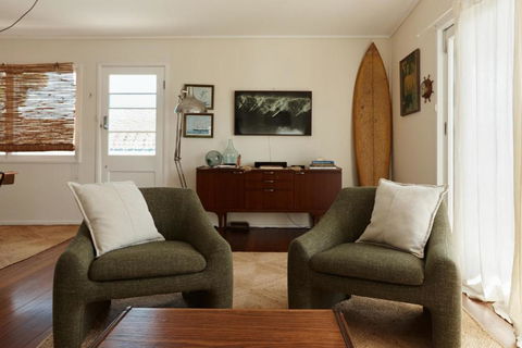 BAY PROPERTIES . The Sailor Shack - Kingaroy Accommodation 1