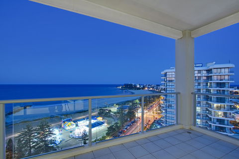 Blue C Coolangatta - Kingaroy Accommodation 1