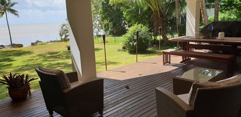 Cairns Beach House Our Oasis - Kingaroy Accommodation 2