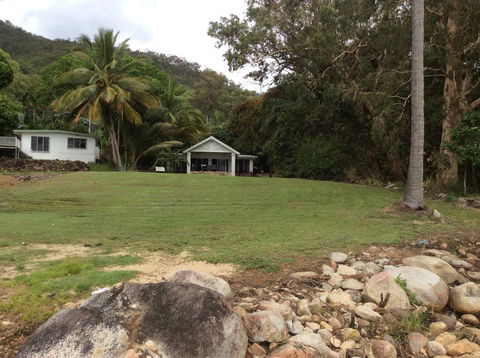 Cairns Beach House Our Oasis - Kingaroy Accommodation 42