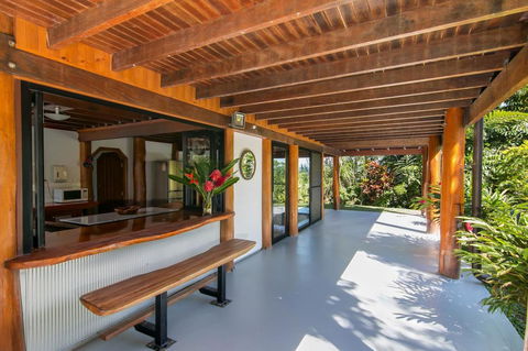 Daintree Manor B&B - Kingaroy Accommodation 5